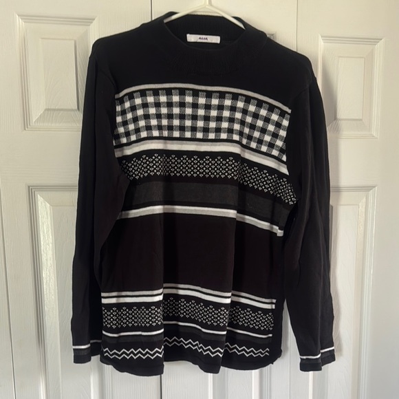 Alia Sweaters - Alia Black and White Geometric Knit Sweater